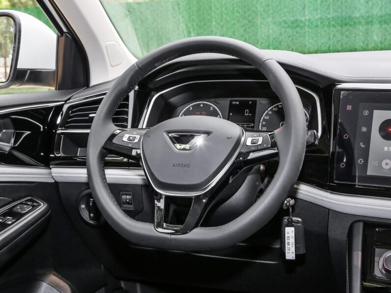 Jetta VS5 280TSI Manual Pioneer