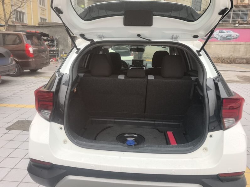 Toyota YARiS L Zhi Xuan