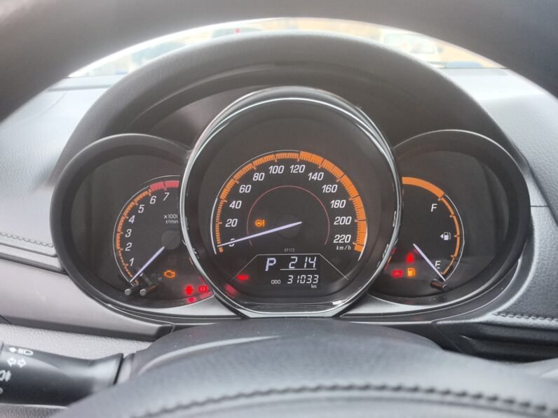 Toyota YARiS L Zhi Xuan